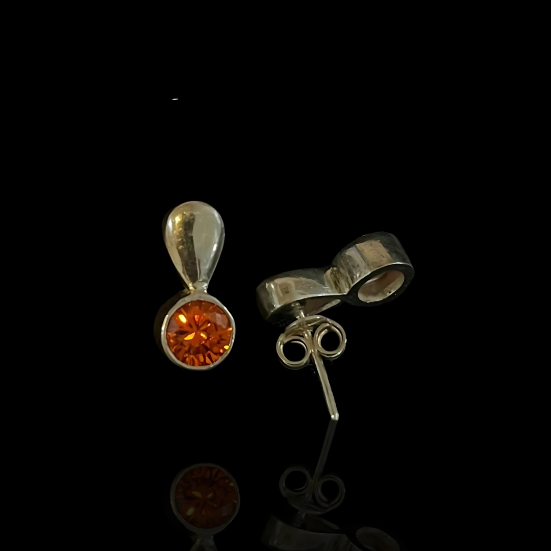 Ohrstecker aus massivem 925er Silber – Oranger Zirkon