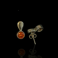 Ohrstecker aus massivem 925er Silber – Oranger Zirkon