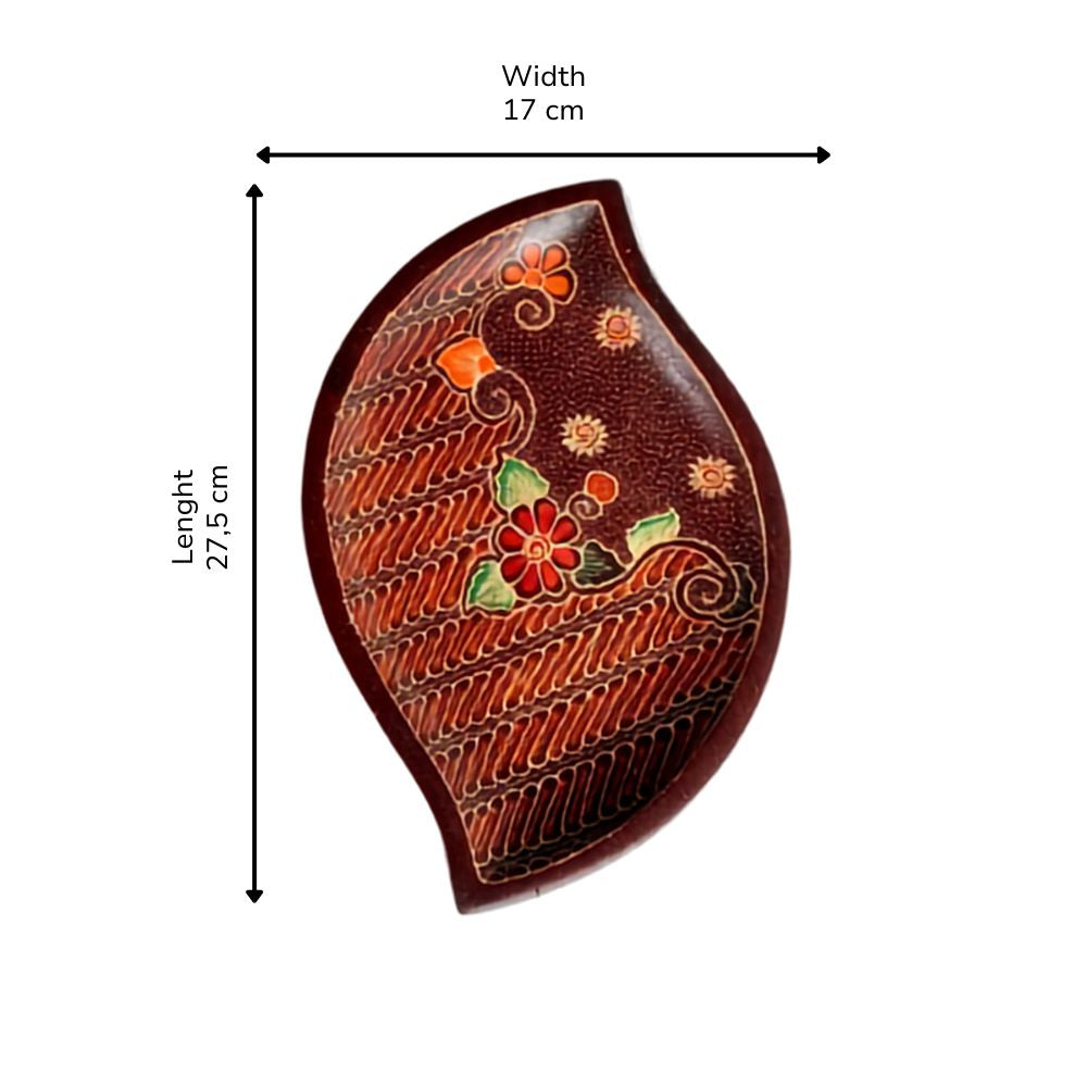 Daun — Hand-Carved Teak Leaf Plates