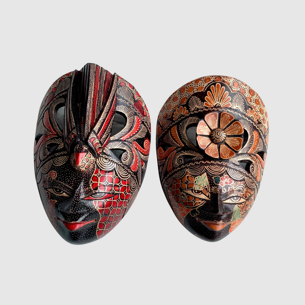 Merak Floral Artisan Mask