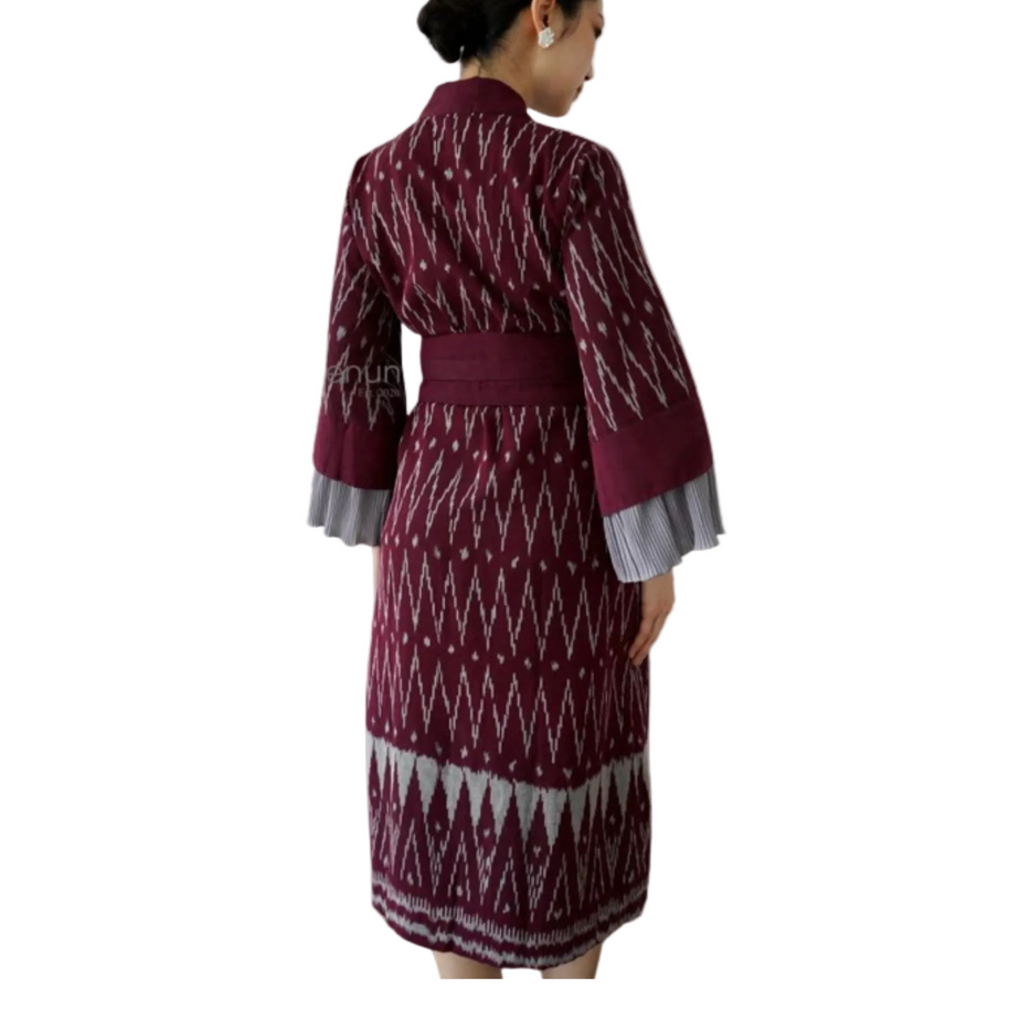 Sabel Kimono Woven Fabric styled outfit – durable and elegant traditional kimono | jajoo.de