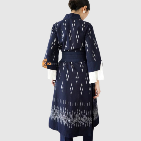 Kalani Tenun Kimono side view – elegant design with side slits for ease of movement | jajoo.de