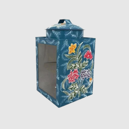 Kleine Crackerdose mit Batikmuster