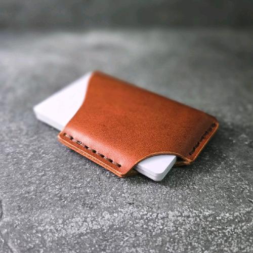 BDS Hornet Kartenetui aus Leder, minimalistisch