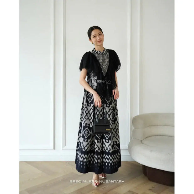 Cempaka Set Tenun Schwarz