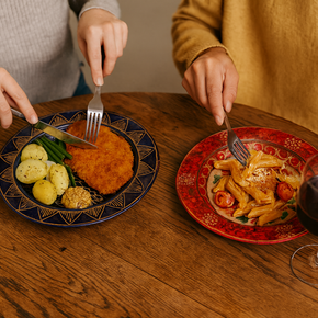 Plates Round