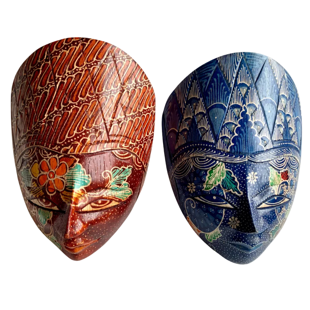 Panji-Maske — handgeschnitzte javanische Holzmaske als Wanddekoration von Jajoo