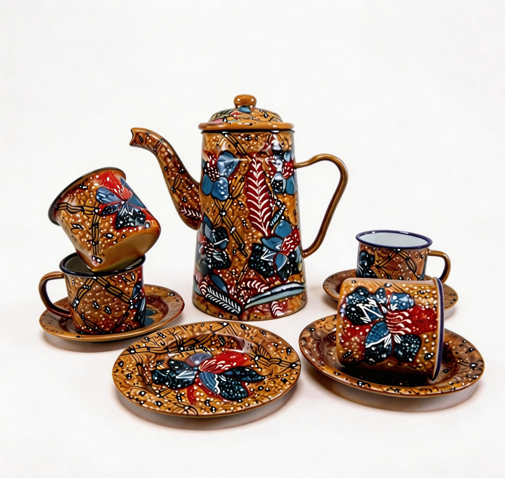 Teeservice Harmonie von Java in Bernsteinbraun – handbemalte Batik-Emaille