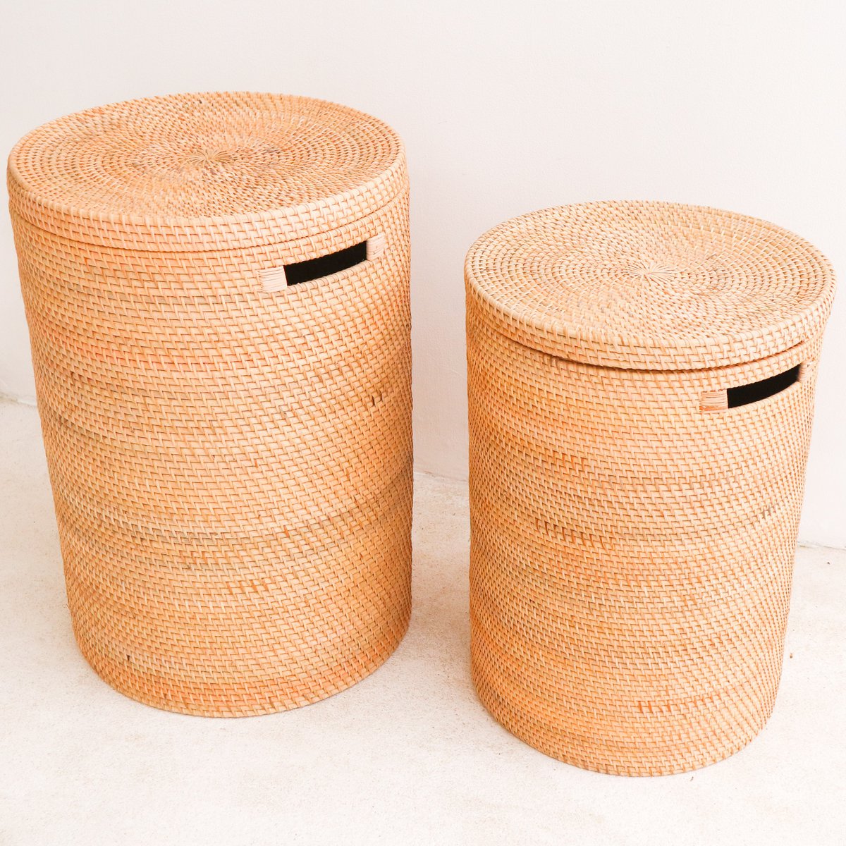 Sari Rattan Laundry Basket with Lid (2 sizes)