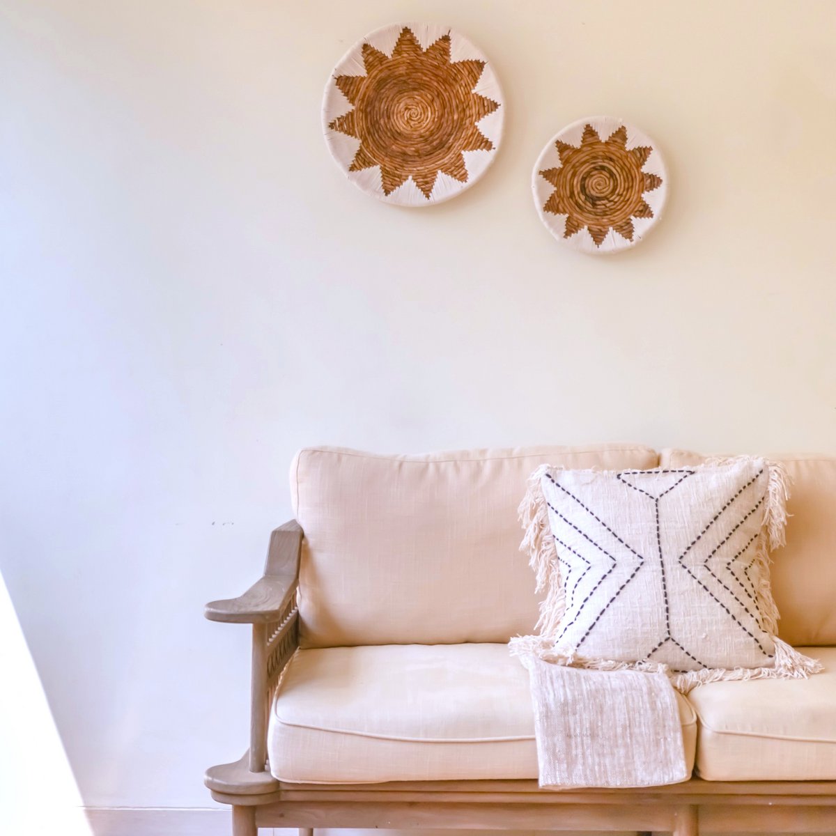 Round Boho Wall Basket Woven Wall Décor
